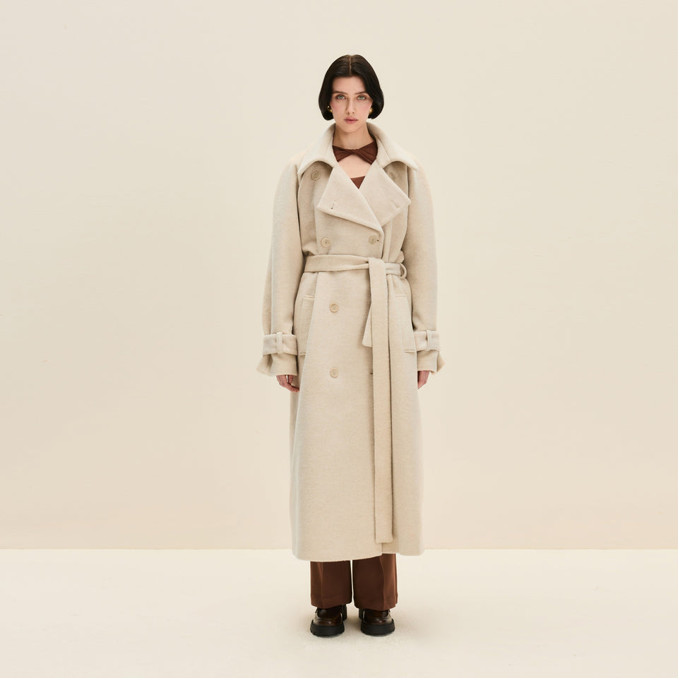 Oversized coat in Champagne Beige