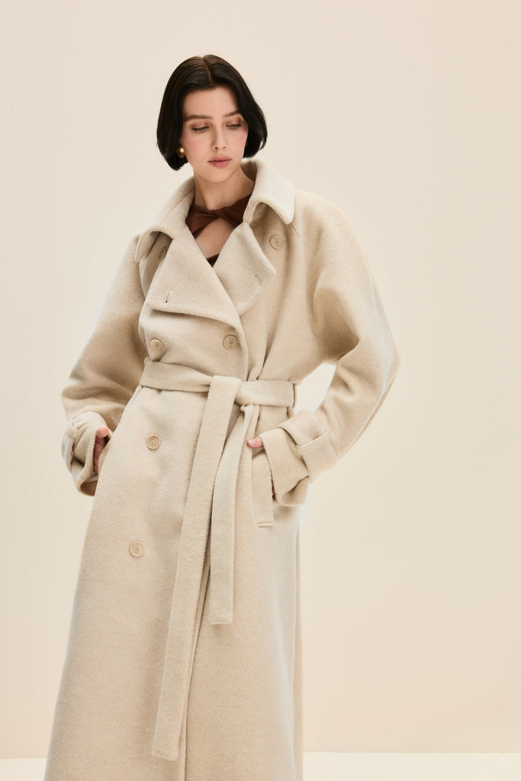 Oversized coat in Champagne Beige